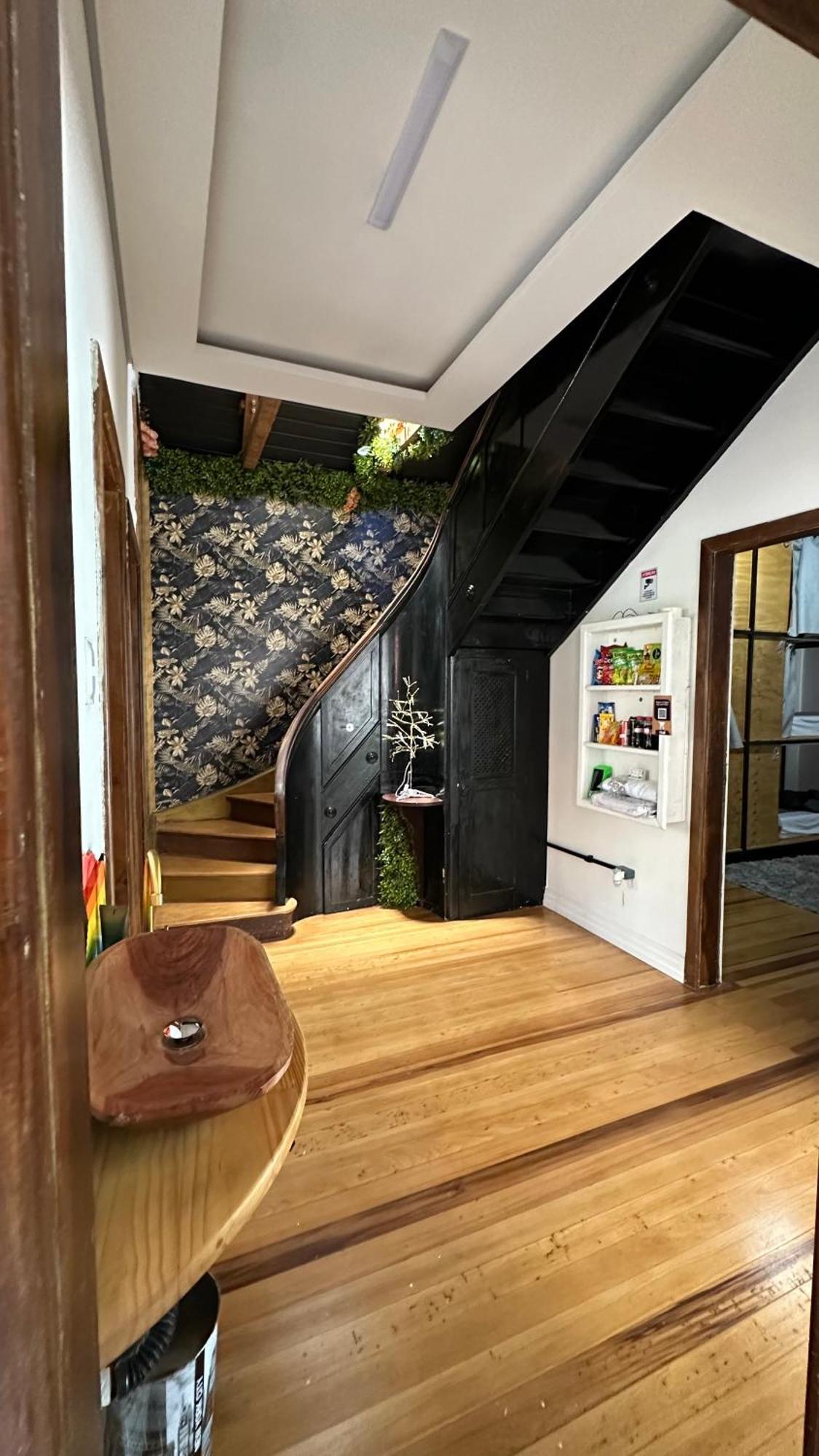 Hostel Hug Brasil Curitiba Exterior photo