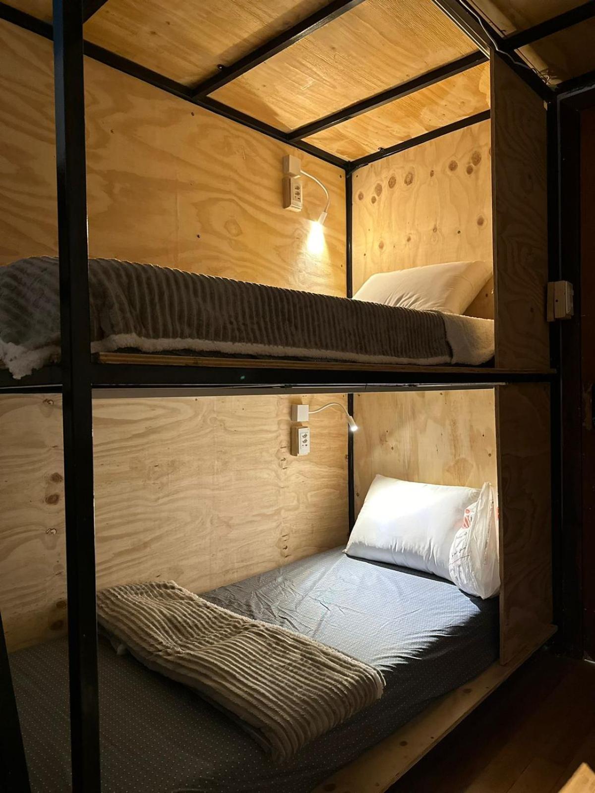 Hostel Hug Brasil Curitiba Exterior photo